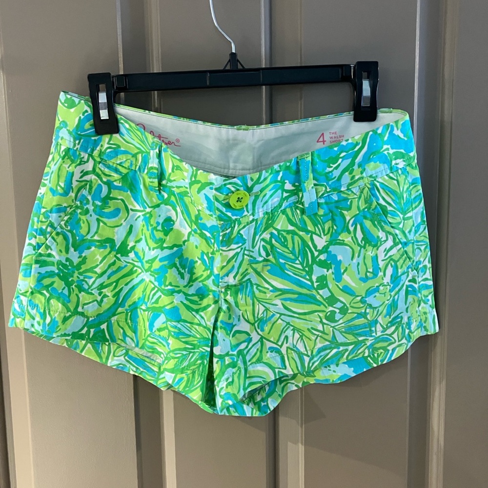 NWOT Lilly Pulitzer Walsh Shorts Size 4